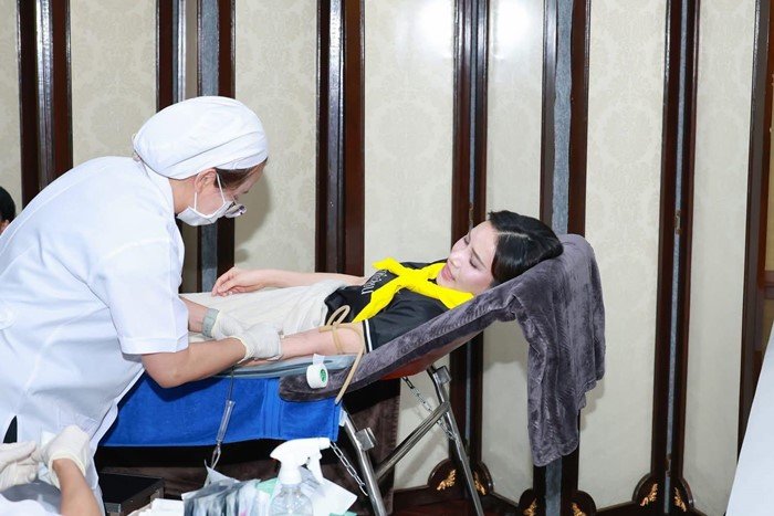 เจ้าคุณพระสินีนาถ พิลาสกัลยาณี ร่วมบริจาคโลหิตถวายเป็นพระราชกุศล