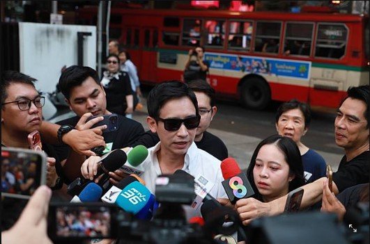 พิธา ลิ้มเจริญรัตน์